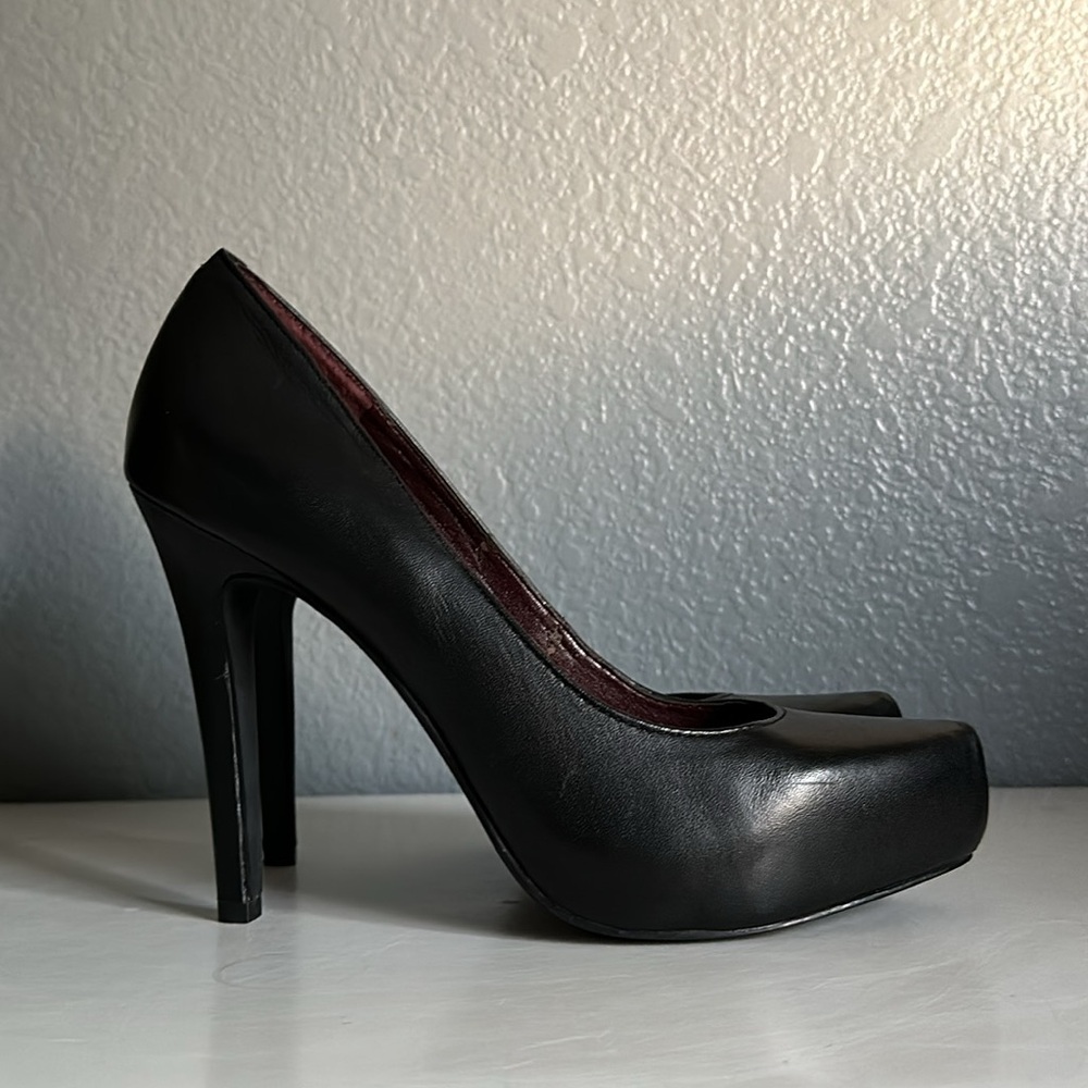 BCBGeneration black platform stilettos